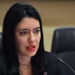 Smartphone a scuola? Parola al Ministro