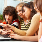 Adolescenti e pericoli in rete